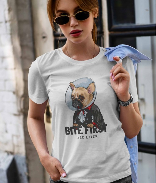 Дамска тениска с щампа Арт Bite first ask later dog